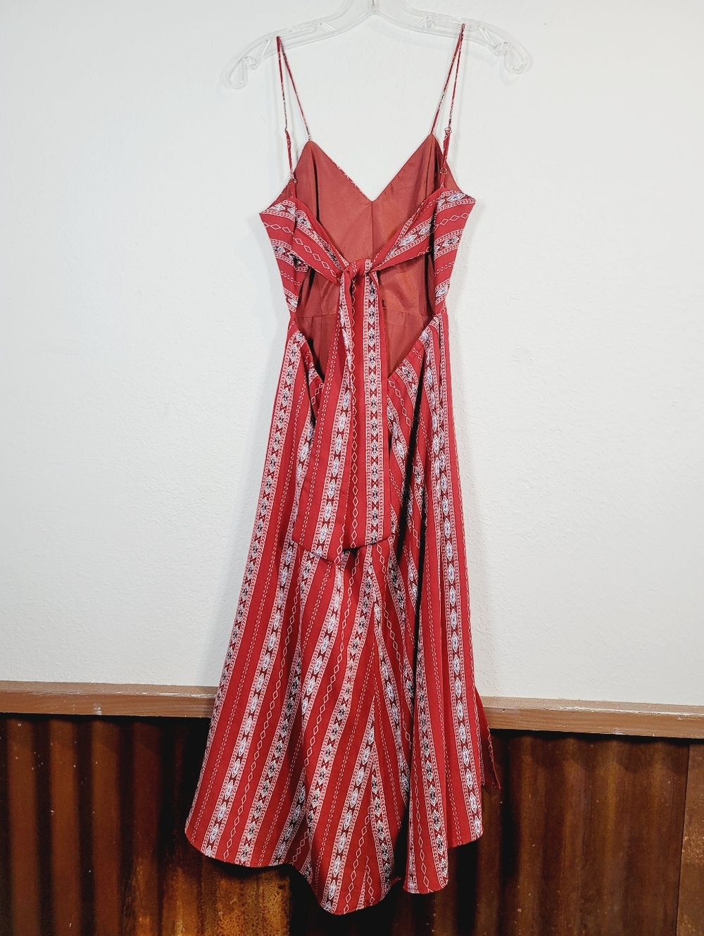 Lulu's Calabadh Rust Red Striped V-Neck Spaghetti Strap Maxi Dress, Size Medium - Picture 2 of 4
